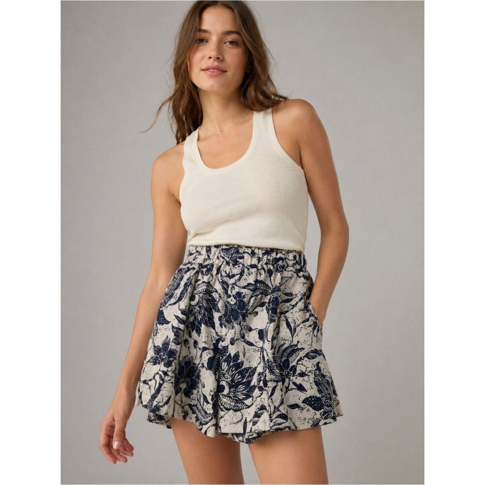 NWOT BucketList 100% Cotton Boho Floral Pull-On Shorts Made in USA Small